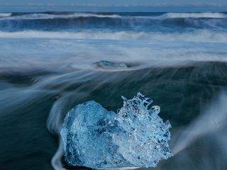 Diamond beach